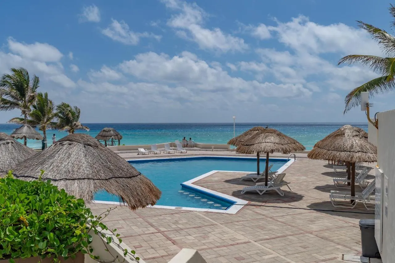 Ocean Turtle Nest, Boutique Beach Apartment Cancun