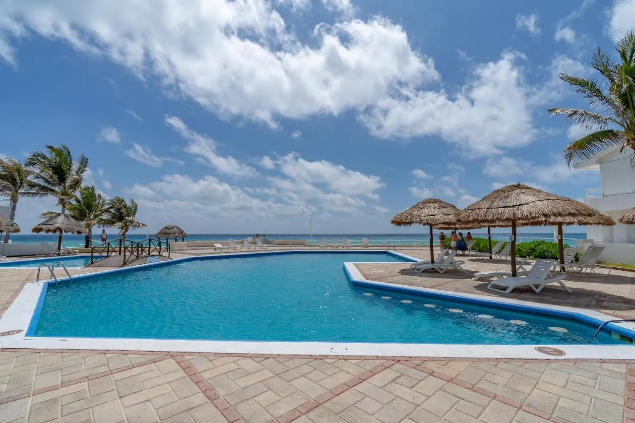 Ocean Turtle Nest, Boutique Beach Apartment Cancun